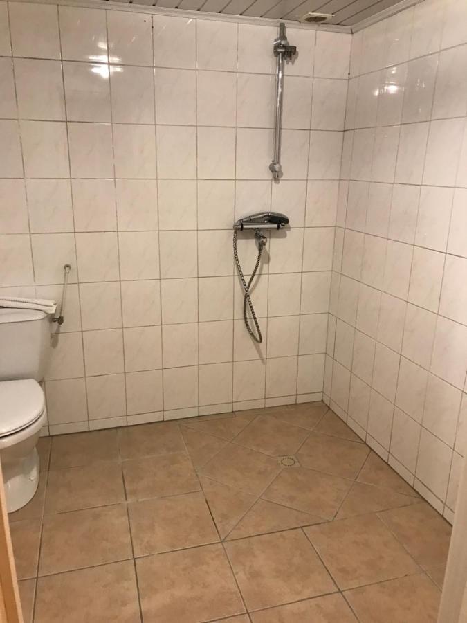 Leuk Vakantiewoning Dijk Woning Met 3 Slaapkamers Dicht Bij De Belgische Grensen Westdorpe Esterno foto